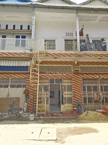 ផ្ទះជួលEo ផ្ទាល់ដី នៅផ្សាសឡា 仓库出租