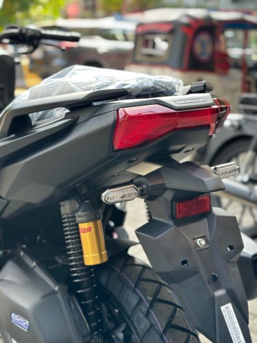 វៃដូរបង់រំលស់HONDA ADV ឆ្នាំ2026 160cc ថ្មីកេសក្រុមហ៊ុន100%
