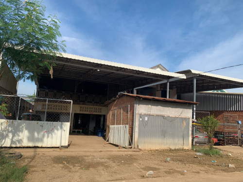 ๐ฆHouse Available for Urgent Sale at a Special Price (Negotiable).