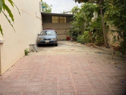 ๐ฆLand Available for Urgent Sale at a Special Price (Negotiable).