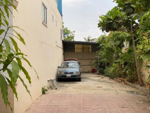 ๐ฆLand Available for Urgent Sale at a Special Price (Negotiable).