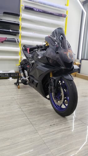 ម៉ូតូជិះផ្ទាល់ខ្លួនyamaha R3