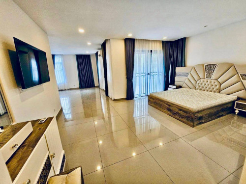 6 Bedrooms Queen Villa for RENT in Borey Chip Mong 60M near New Airport
