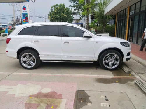 Audi Q7 2010y Diesel