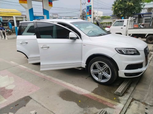Audi Q7 2010y Diesel