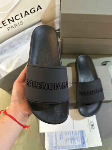Balenciaga men and women sandals