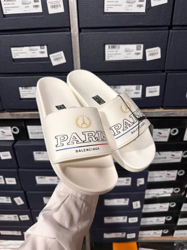 Balenciaga men and women sandals