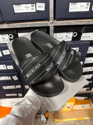 Balenciaga men and women sandals