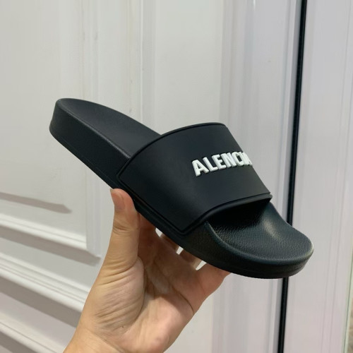 Balenciaga men and women sandals