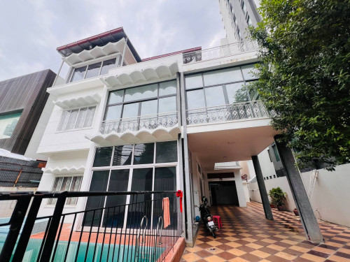 BKK1 House for Rent 金边BKK1整栋出租