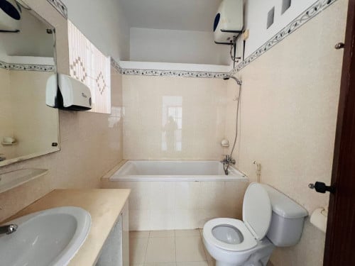 BKK1 House for Rent 金边BKK1整栋出租