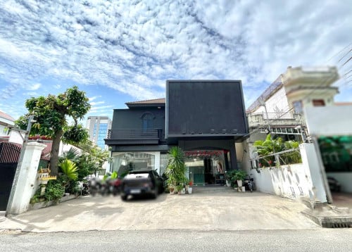 Commercial shop for rent in Tuol Tumpong area ហាងអាជីវកម្មសម្រាប់ជួល នៅទួលទំពូង