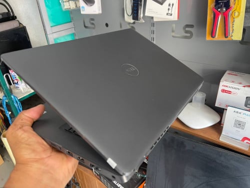 Dell Latitude 3410