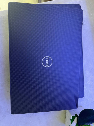 Dell Latitude 7300 98%   តម្លៃ295