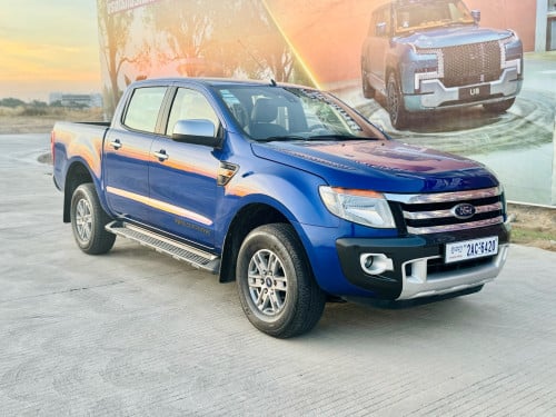 Ford Ranger XLT 3.2 កាប់ពីតាស់ ឡានក្រុមហ៊ុន