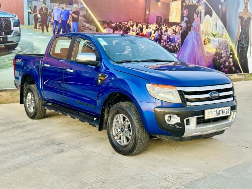 Ford Ranger XLT 3.2 កាប់ពីតាស់ ឡានក្រុមហ៊ុន