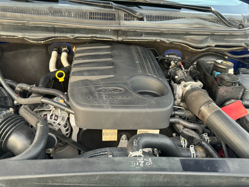 Ford Ranger XLT 3.2 កាប់ពីតាស់ ឡានក្រុមហ៊ុន