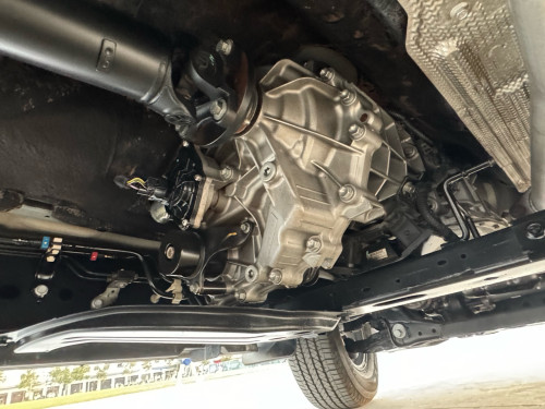 Ford Ranger XLT 3.2 កាប់ពីតាស់ ឡានក្រុមហ៊ុន