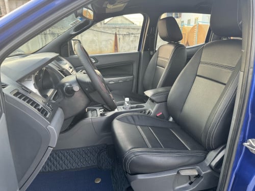 Ford Ranger XLT 3.2 កាប់ពីតាស់ ឡានក្រុមហ៊ុន