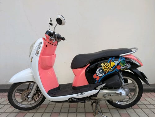 Honda Scoopy (2015)