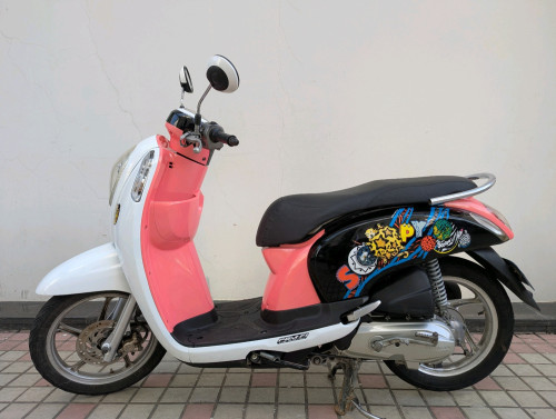Honda Scoopy (2015)