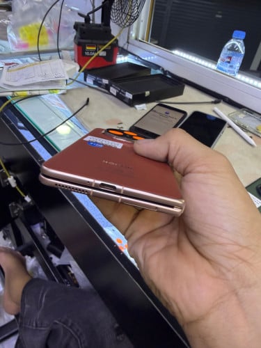 Honor magic V3 ក្រុមហ៊ុន sim2