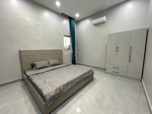 House for rent near two lions