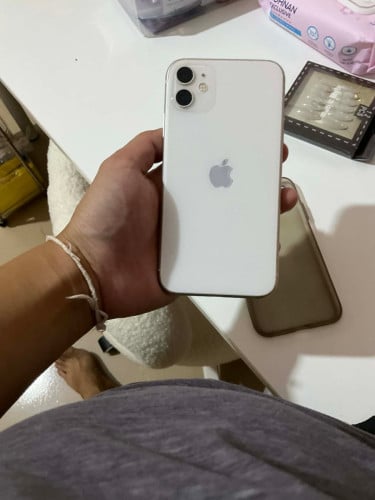 iphone 11 64G LLA
