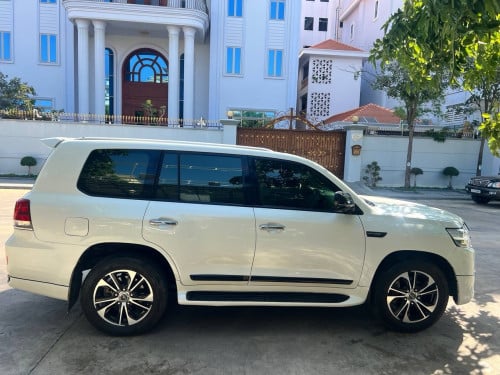 Land Cruiser 2009 full ទូរទឹកកក 40900$