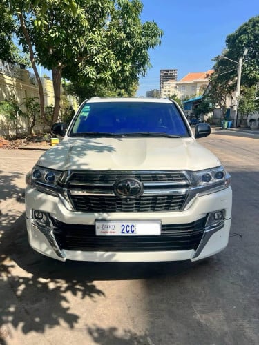 Land Cruiser 2009 full ទូរទឹកកក 40900$