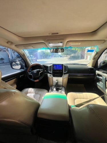 Land Cruiser 2009 full ទូរទឹកកក 40900$