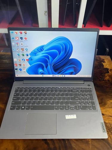 Lenovo Ideapad 3 15lTL6 98% ចេញក្នុងឆ្នាំ2021