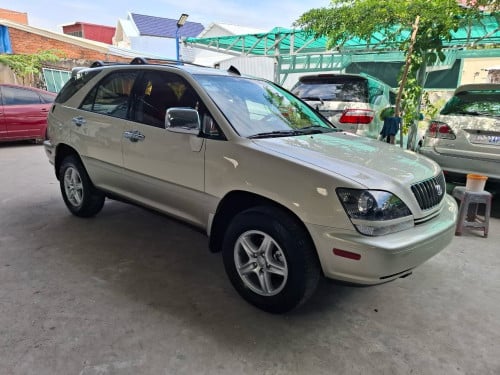 LEXUS RX300 2000 P1