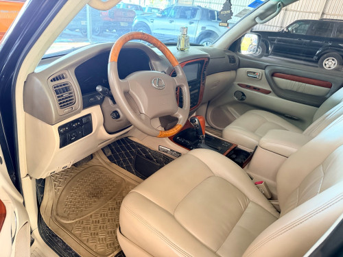 Lx470 2001