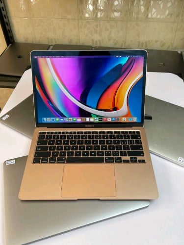 Macbook Airឆ្នាំ2020 New Battery