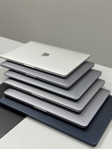 Macbook Pro 2017 (ថ្មីស្អាត 99%)