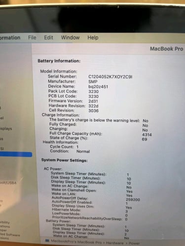 Macbook Proឆ្នាំ2017 Touch Bar