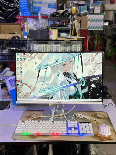 PC All in One 24inch 98%-99% Price:320$