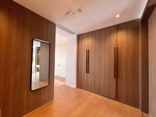 Penthouse 3-Bedroom Apartment 顶层豪华三卧室公寓