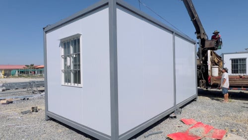 Portable Containers ទូរកុងទីន័រ
