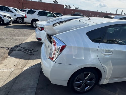 Prius 015 សាង​ 16800$