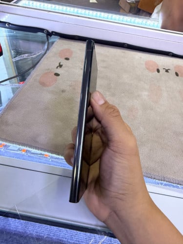 Samsung s23ultra 256G ឆ្នូតអេក្រង់ ឡៃឡុង
