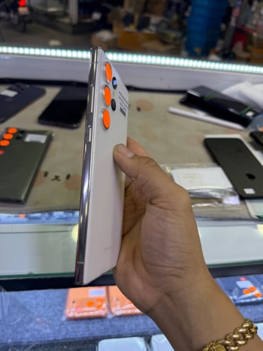 Samsung s23ultra 512G ក្រុមហ៊ុន ស្អាត 99.99%