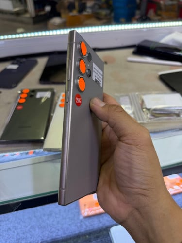 Samsung S24ultra ក្រុមហ៊ុនsim2 ស្អាត