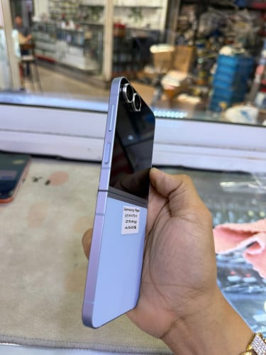 Samsung zfilp 6 256G ក្រុមហ៊ុន ស្អាត 99.99%