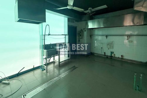 Shop or Restaurant for Rent – Prime BKK1 Corner
