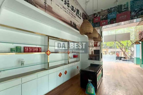 Shop or Restaurant for Rent – Prime BKK1 Corner