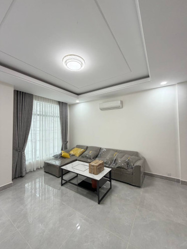 Townhouse for rent near Chinatown