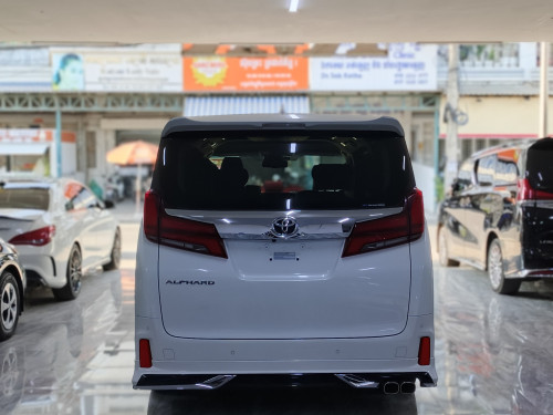 TOYOTA ALPHRD 2022 Spec Japan