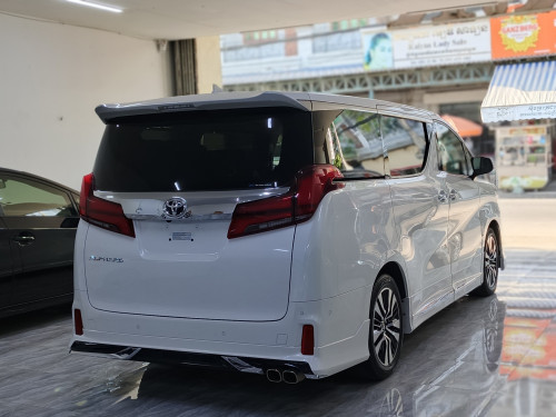 TOYOTA ALPHRD 2022 Spec Japan